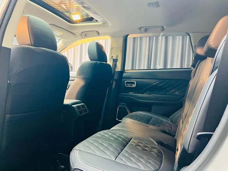 Mitsubishi Outlander — фото 11
