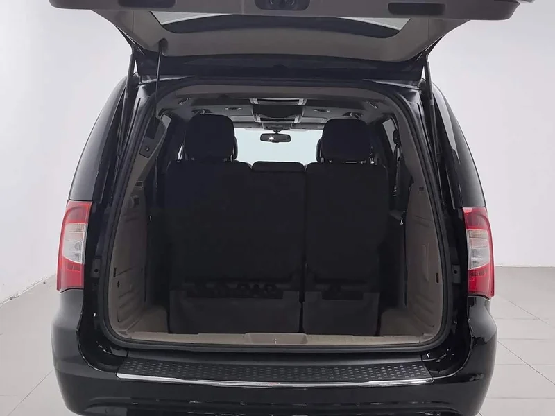 Jeep Grand Voyager Imported — фото 16
