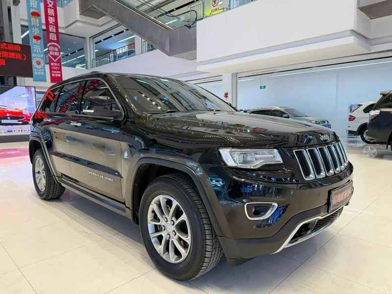 Jeep Grand Cherokee (Imported) — фото 3