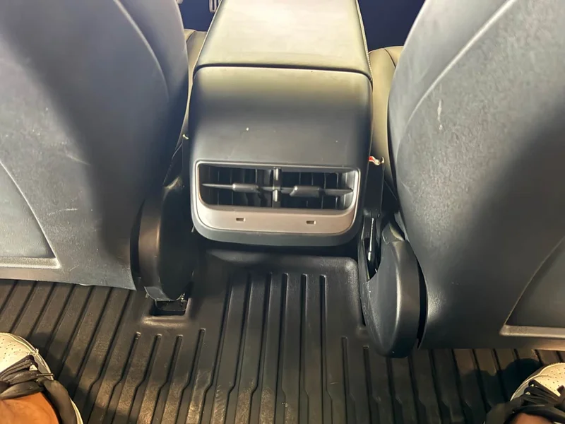 Tesla Model 3 — фото 15