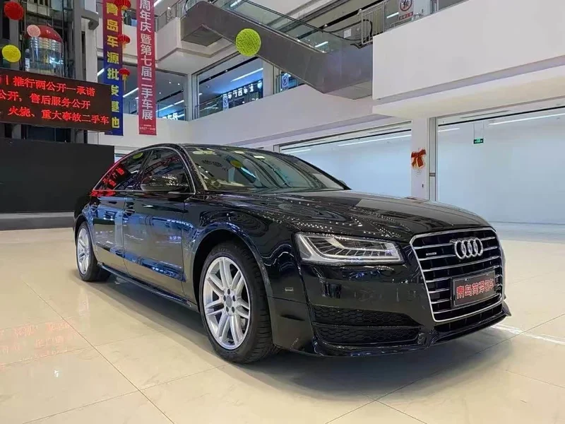 Audi A8 — фото 2