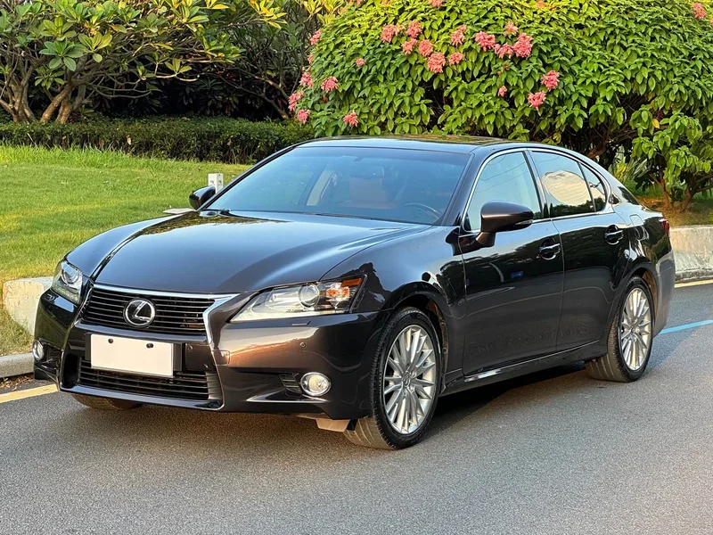 Lexus GS — фото 1