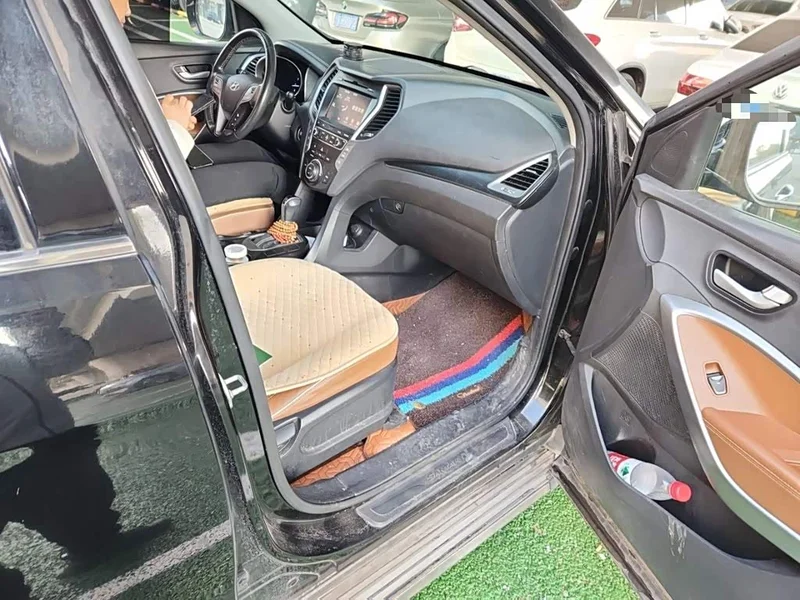 Hyundai Santa Fe — фото 19
