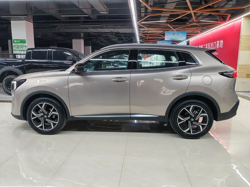 Changan CS55PLUS — фото 3