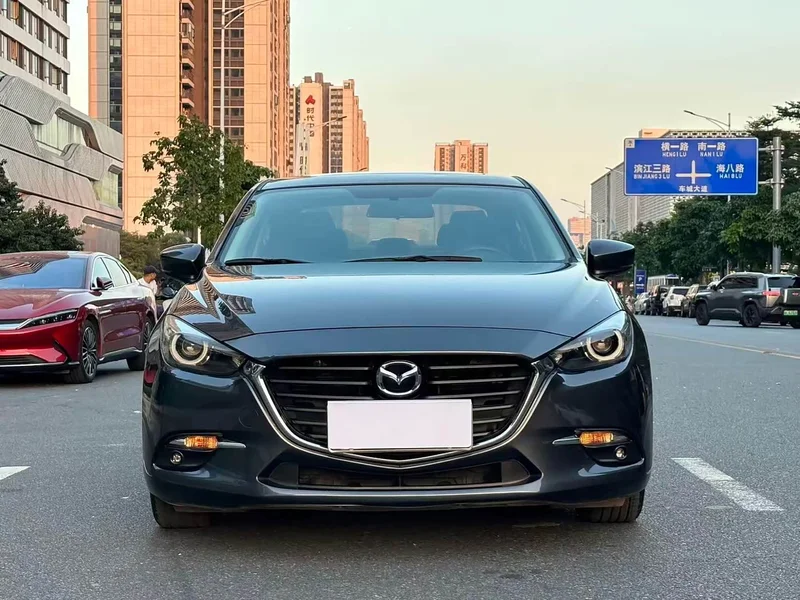 Mazda 3 Axela — фото 2