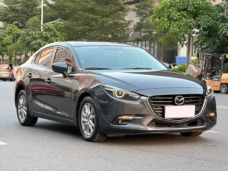 Mazda 3 Axela — фото 3