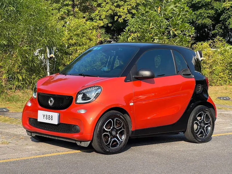 Smart Fortwo — фото 1