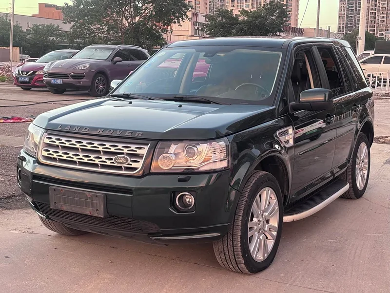 Land Rover Freelander 2 — фото 1