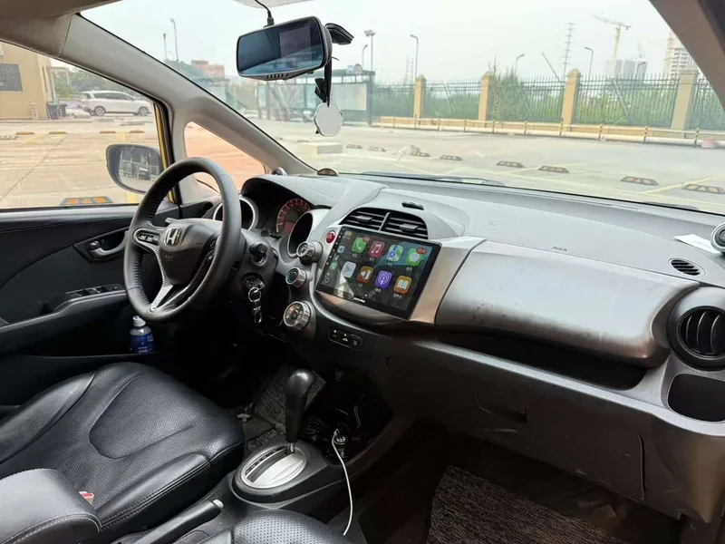 Honda Fit — фото 2
