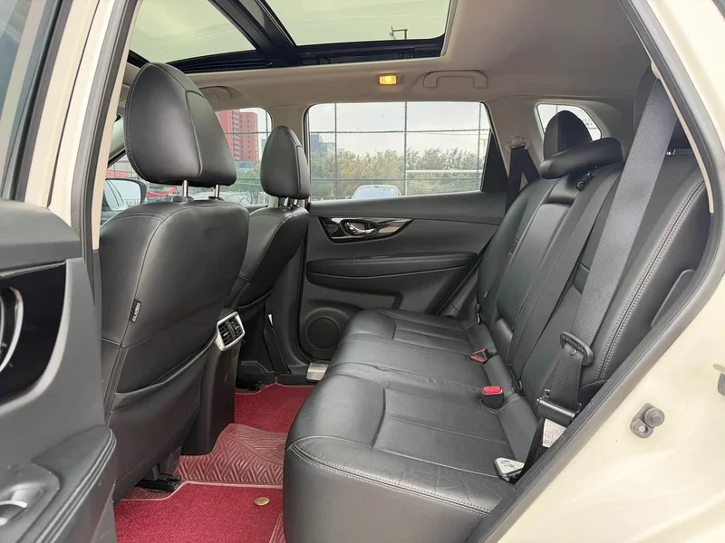 Nissan X-Trail — фото 13