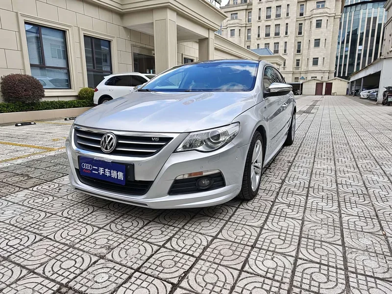 Volkswagen CC — фото 1