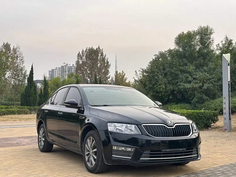 Volkswagen Octavia — фото 3