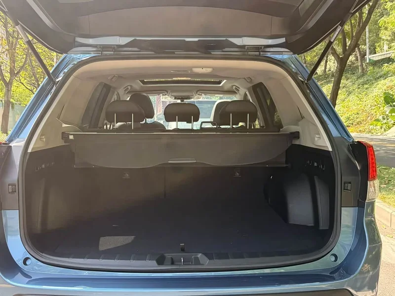 Subaru Forester — фото 9