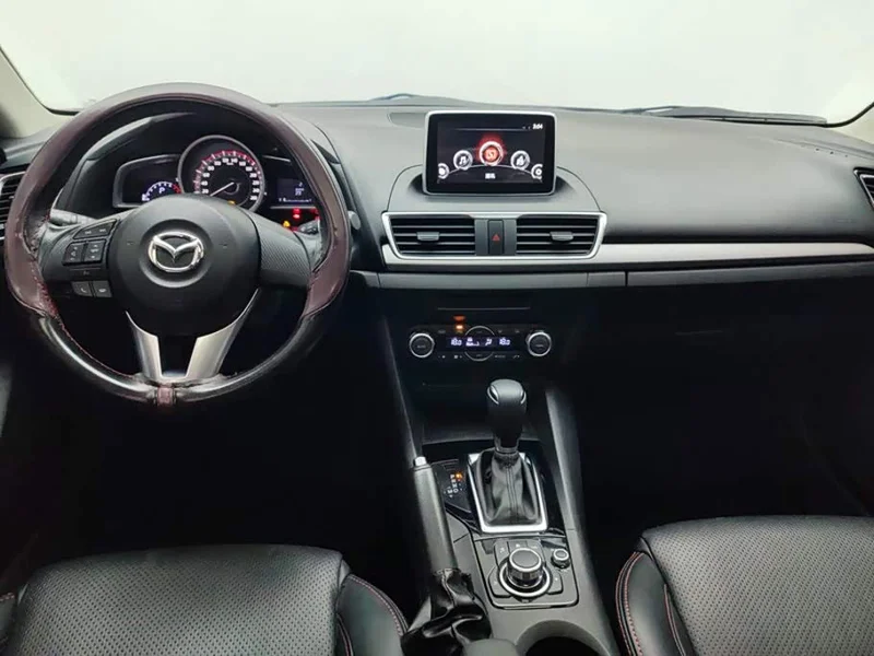 Mazda 3 Axela — фото 12
