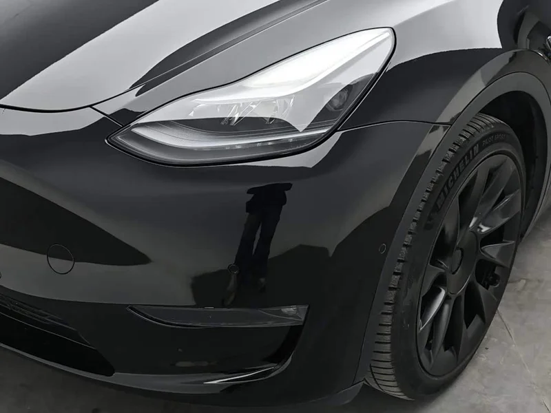Tesla Model Y — фото 18