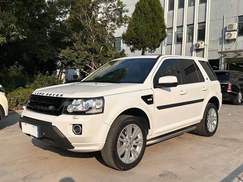 Land Rover Freelander 2 — фото 1