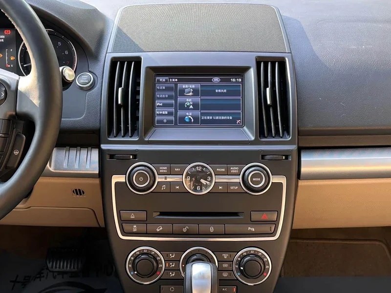 Land Rover Freelander 2 — фото 13