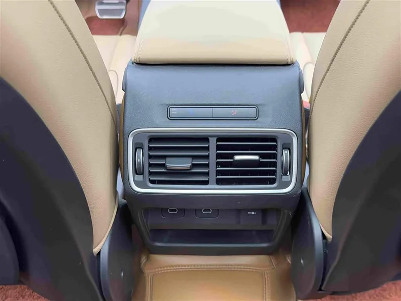 Land Rover Discovery — фото 13