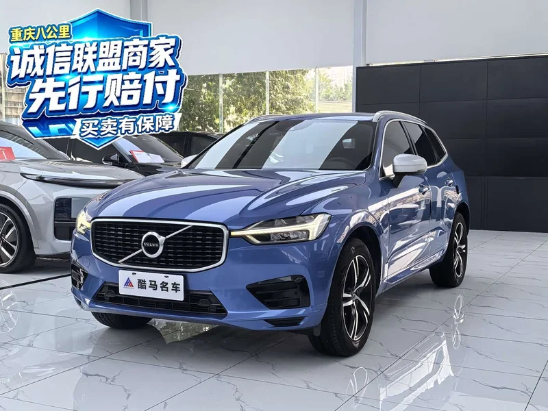 Volvo XC60 — фото 1
