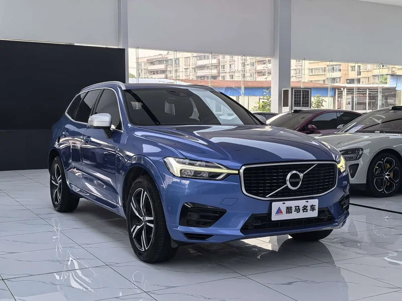 Volvo XC60 — фото 3