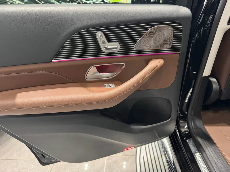 Mercedes-Benz GLS — фото 14