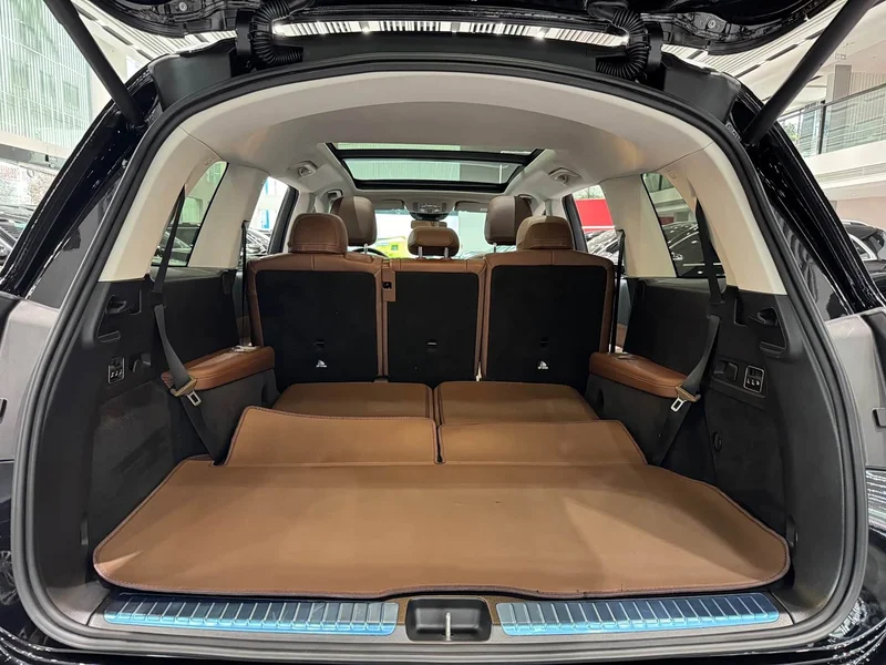 Mercedes-Benz GLS — фото 18