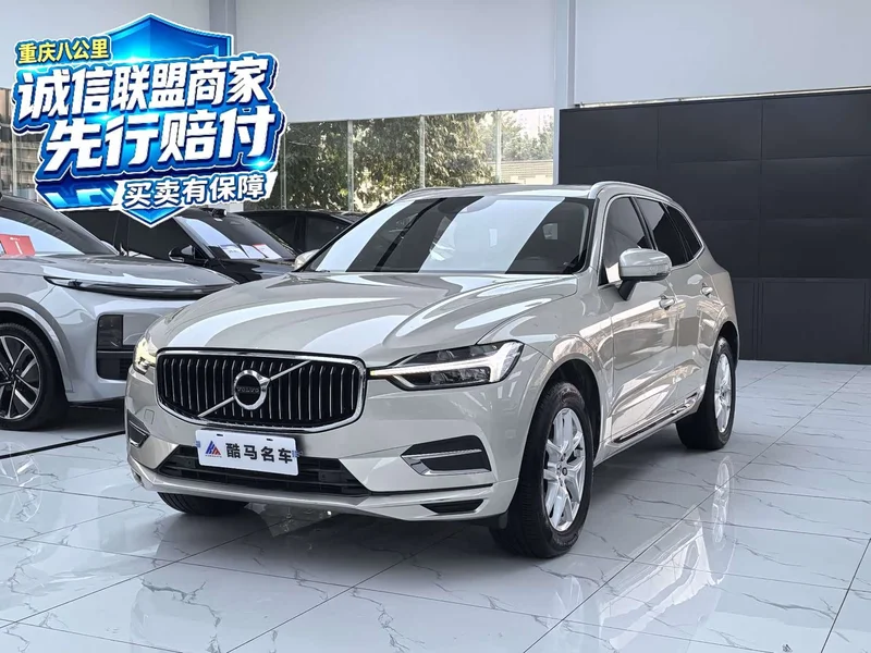 Volvo XC60 — фото 1