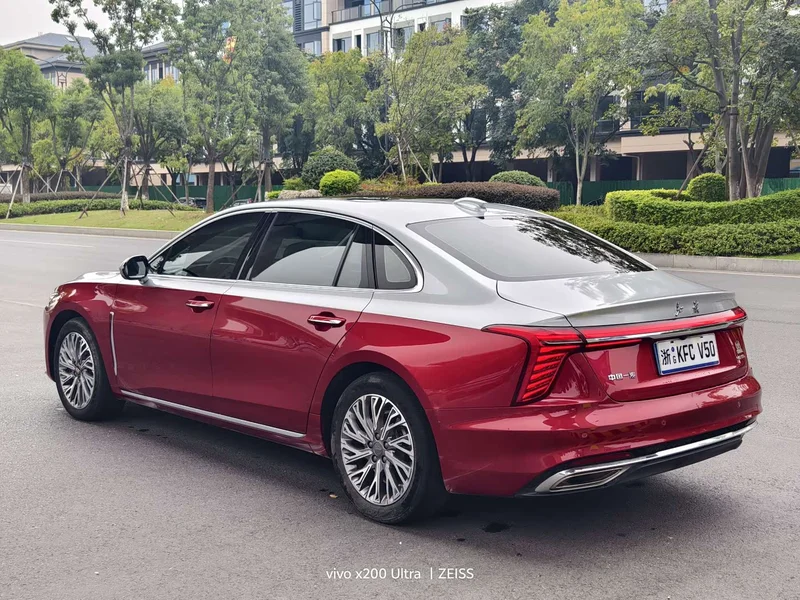 Hongqi H5 — фото 14