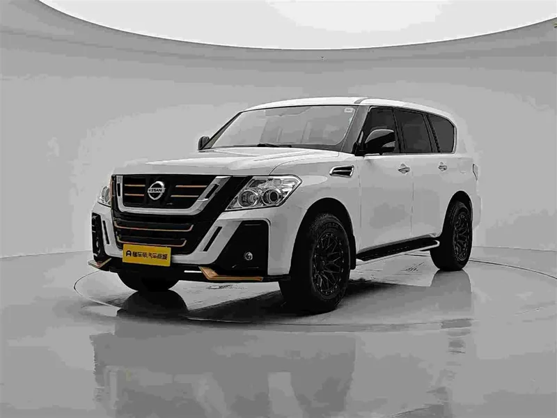 Nissan Patrol — фото 1