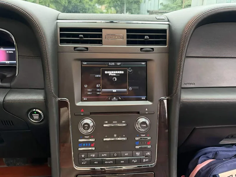 Lincoln Navigator — фото 10