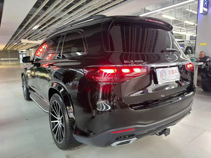 Mercedes-Benz GLS-Class — фото 17