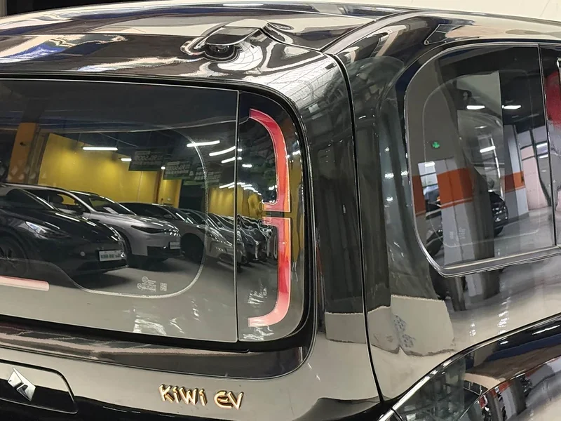 Baojun KiWi EV — фото 19