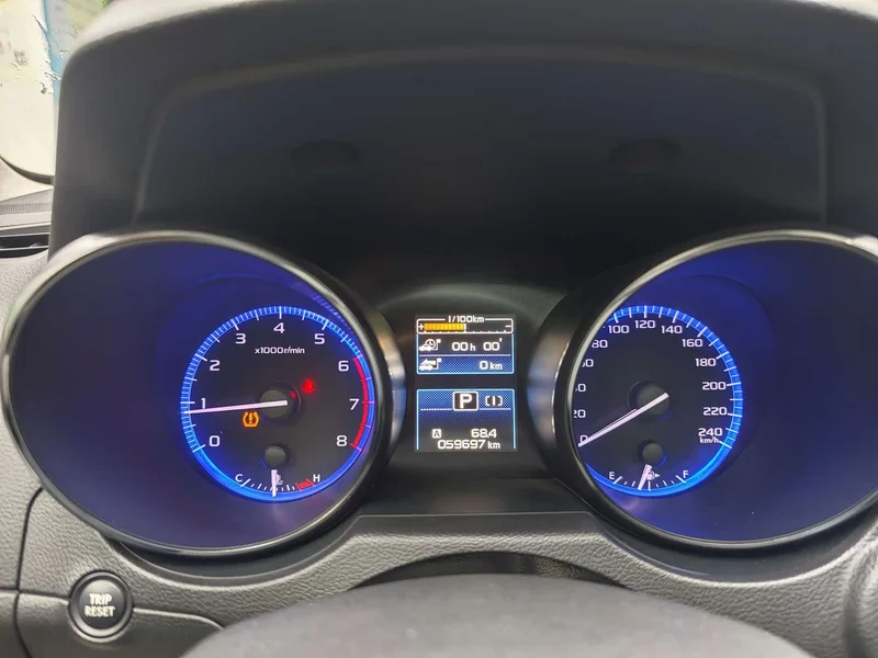 Subaru Legacy — фото 9