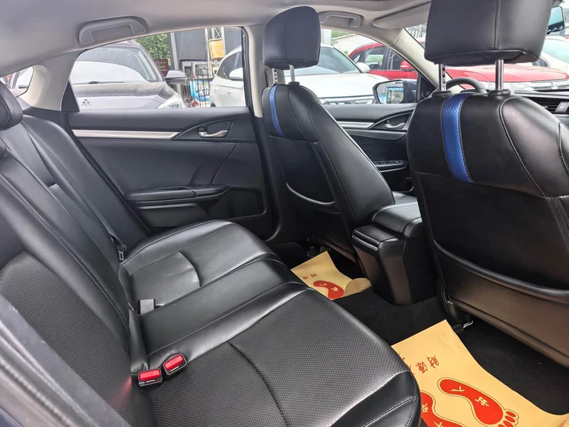 Honda Civic — фото 6