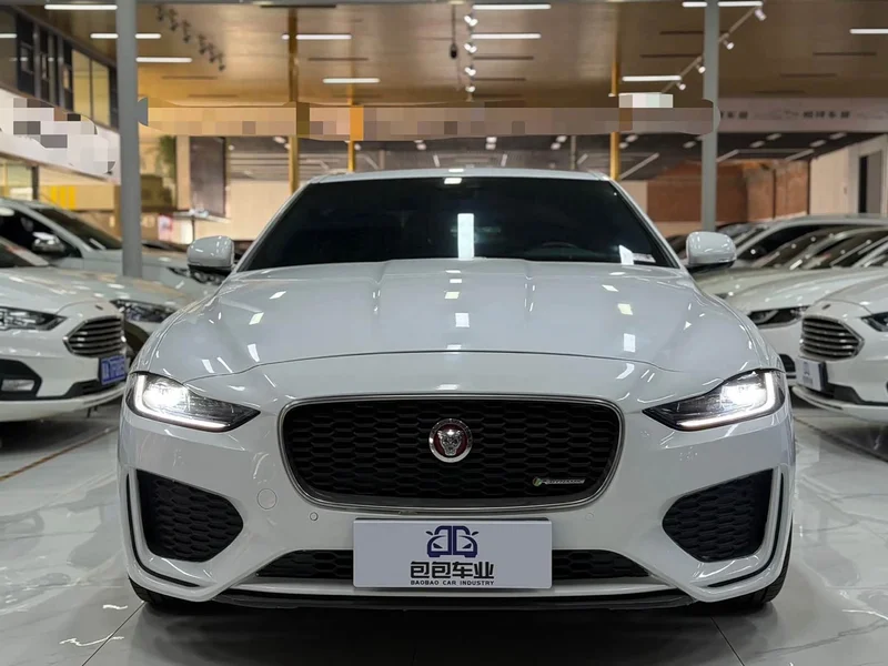 Jaguar XEL — фото 1