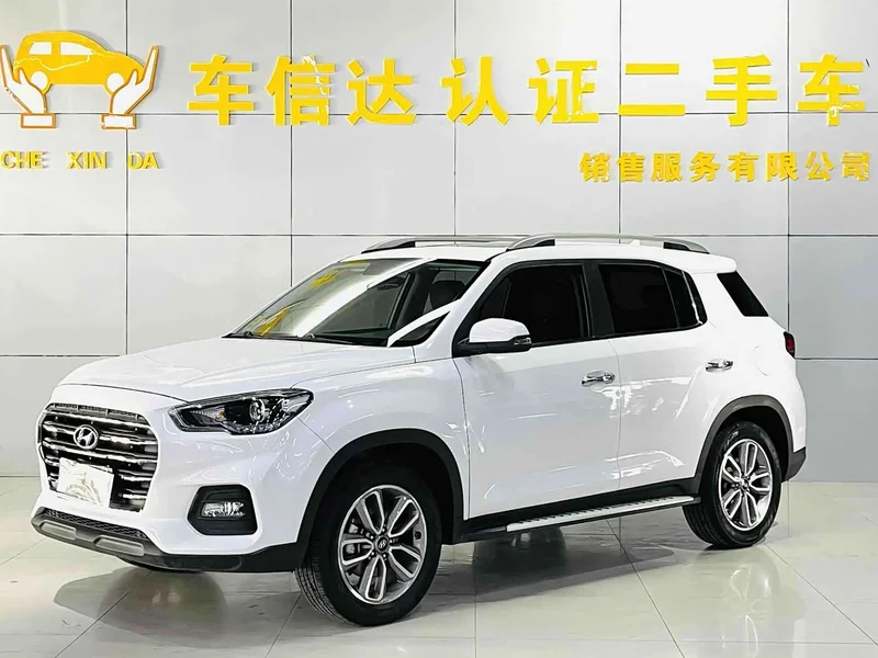 Hyundai ix35 — фото 1