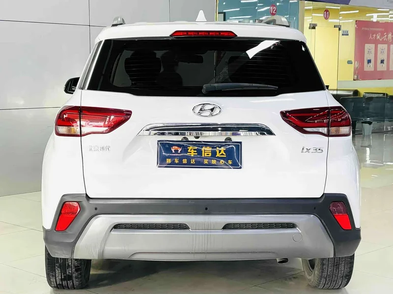 Hyundai ix35 — фото 4