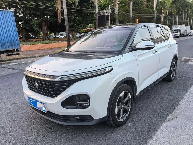 Baojun RM-5 — фото 1