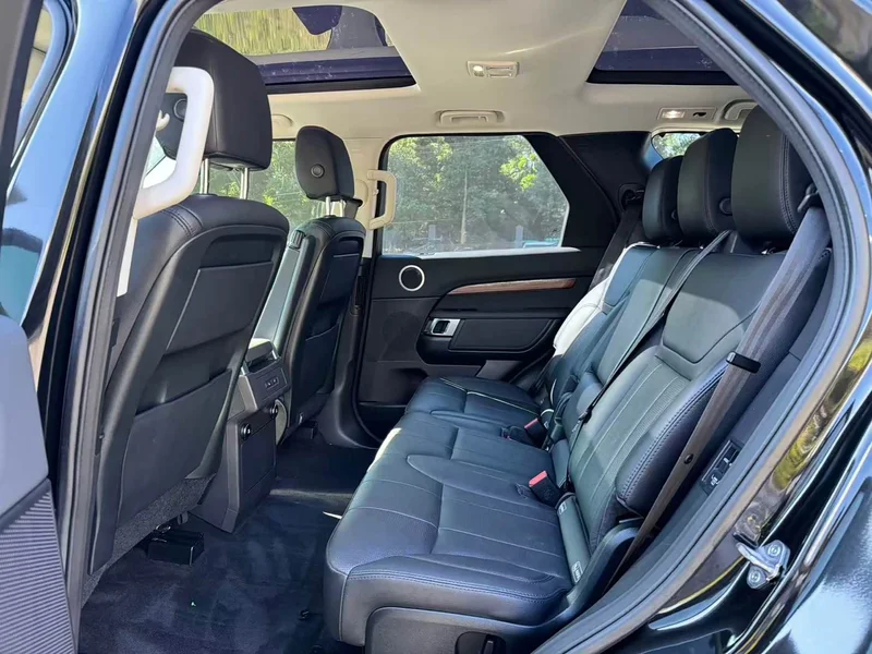 Land Rover Discovery — фото 13