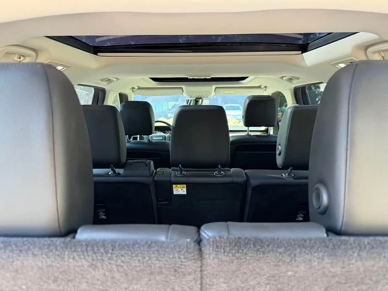 Land Rover Discovery — фото 18