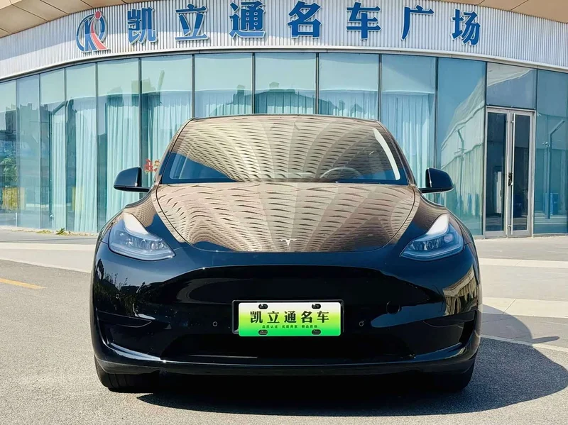 Tesla Model Y — фото 3