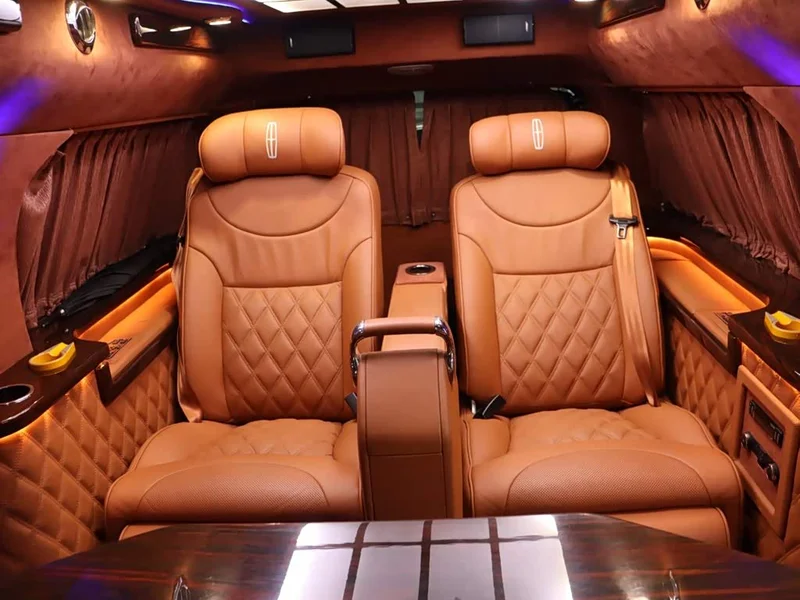 Lincoln Navigator — фото 17