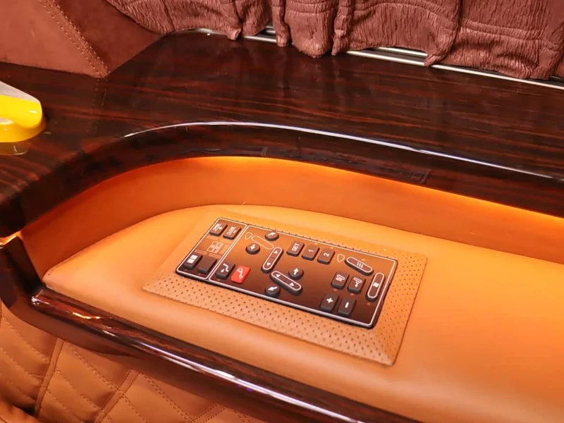 Lincoln Navigator — фото 20