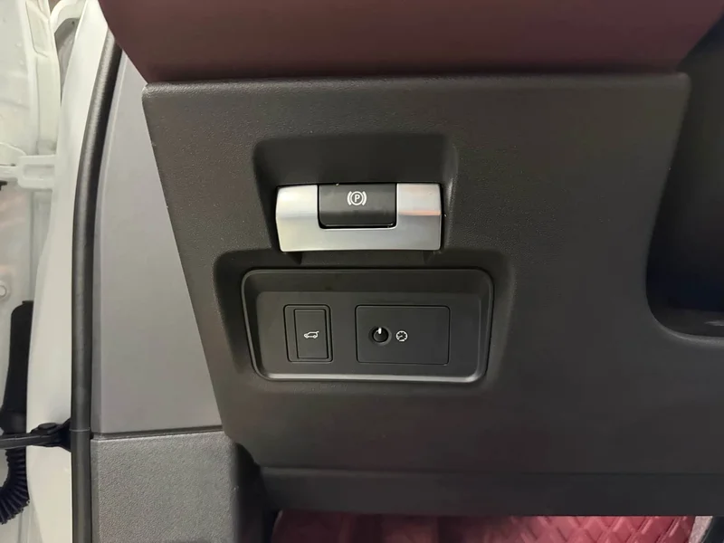 Land Rover Range Rover — фото 18