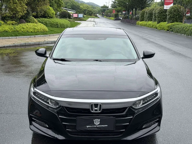 Honda Accord — фото 2