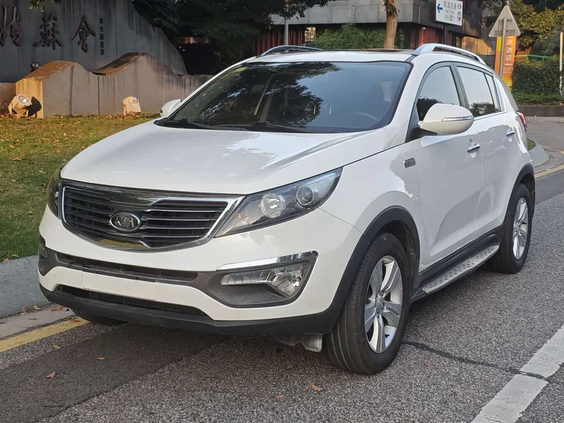 Kia Sportage — фото 1