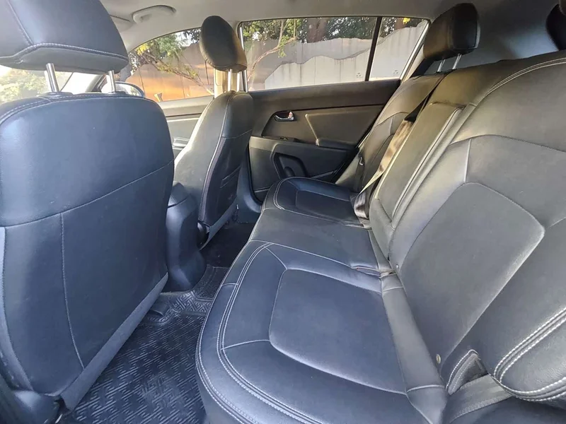 Kia Sportage — фото 8