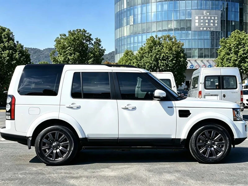 Land Rover Discovery — фото 10