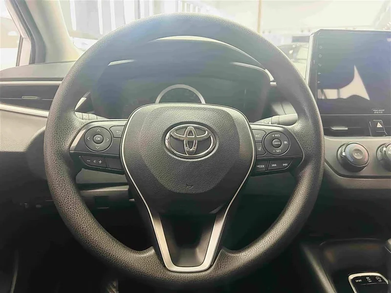 Toyota Corolla — фото 16