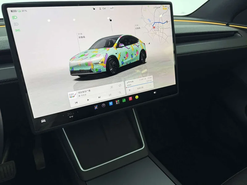 Tesla Model Y — фото 12